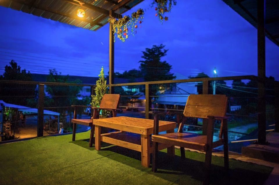 Baantung Homestay Мукдахан Екстериор снимка