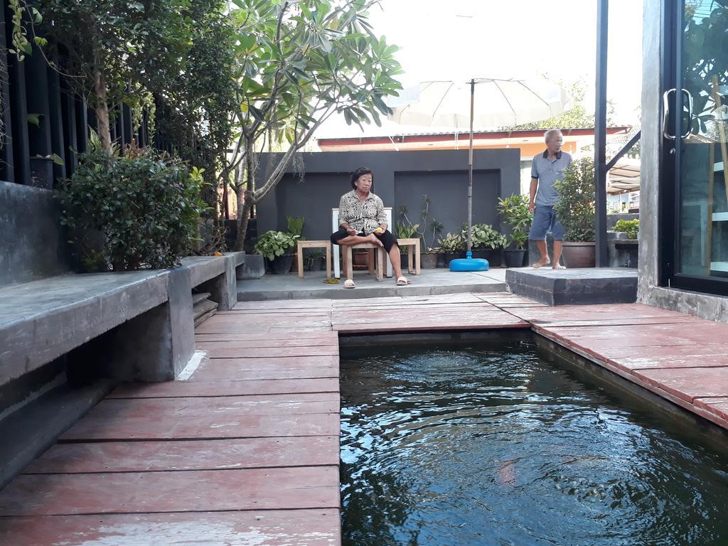 Baantung Homestay Мукдахан Екстериор снимка