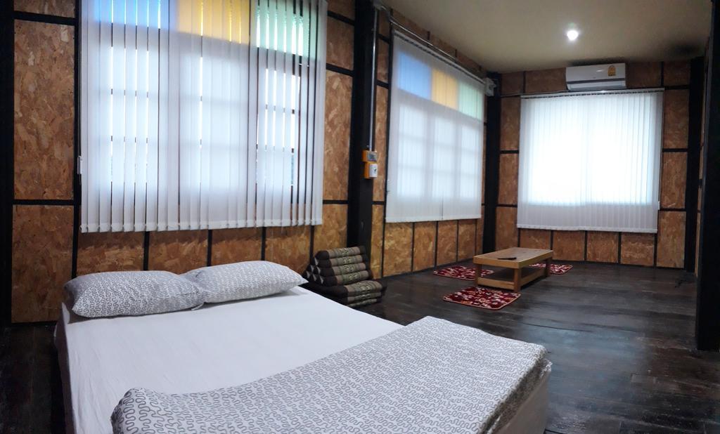 Baantung Homestay Мукдахан Екстериор снимка
