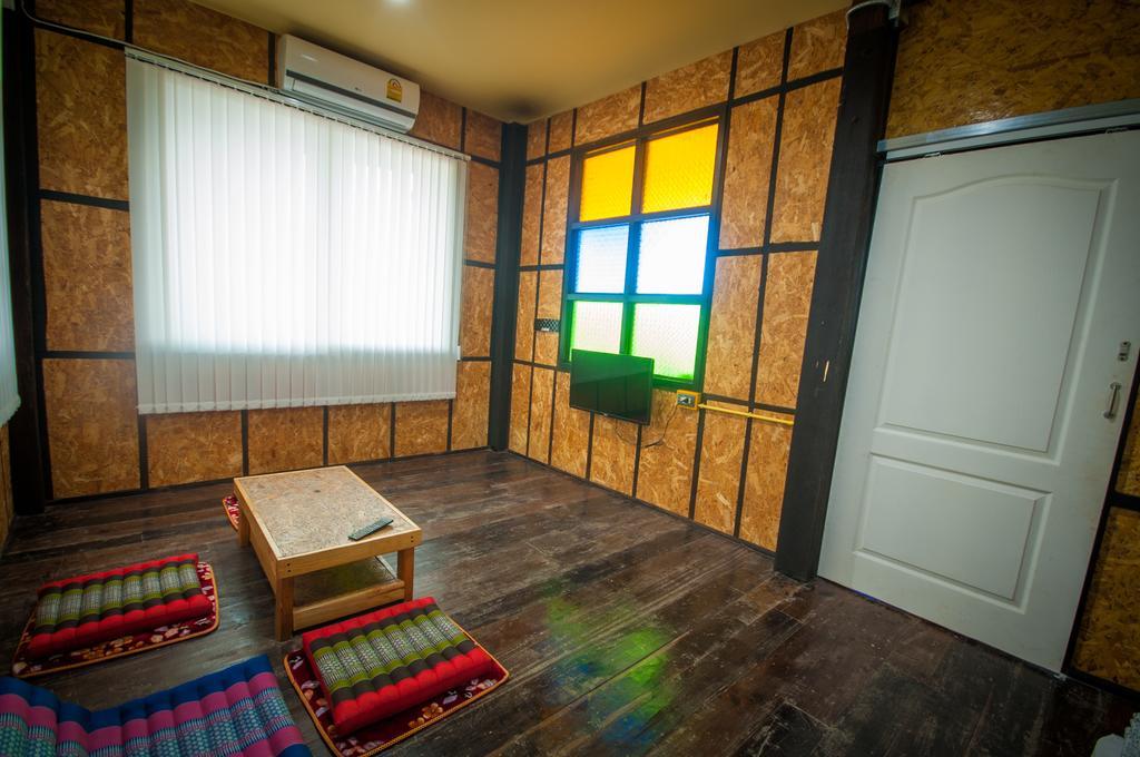 Baantung Homestay Мукдахан Екстериор снимка