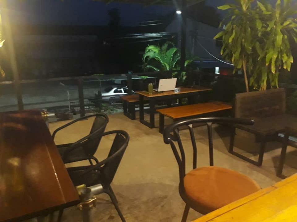 Baantung Homestay Мукдахан Екстериор снимка