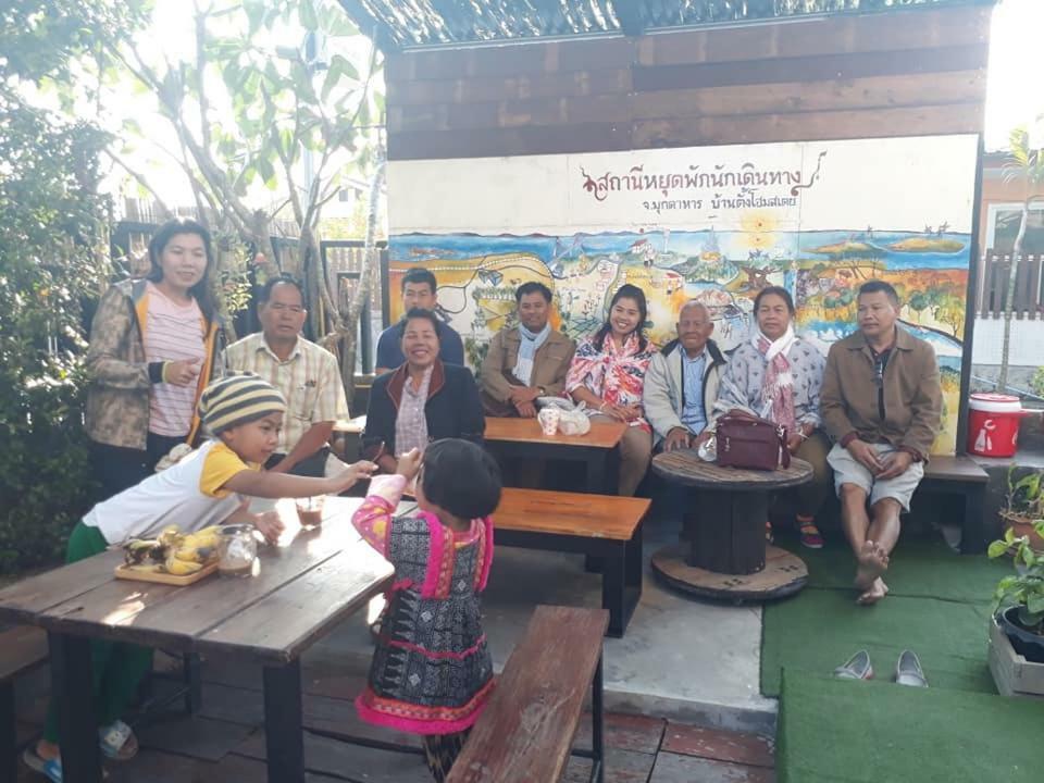Baantung Homestay Мукдахан Екстериор снимка
