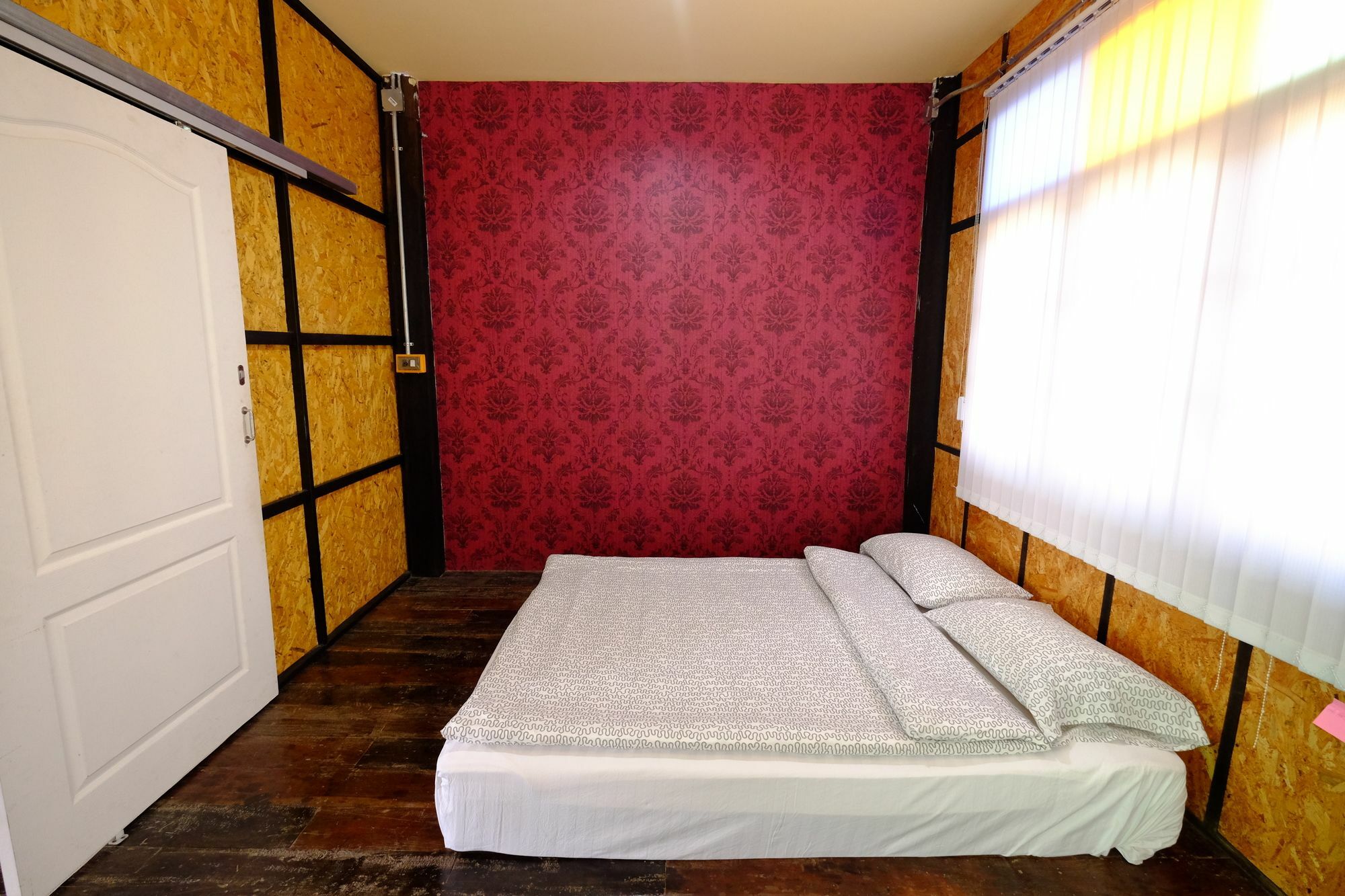 Baantung Homestay Мукдахан Екстериор снимка