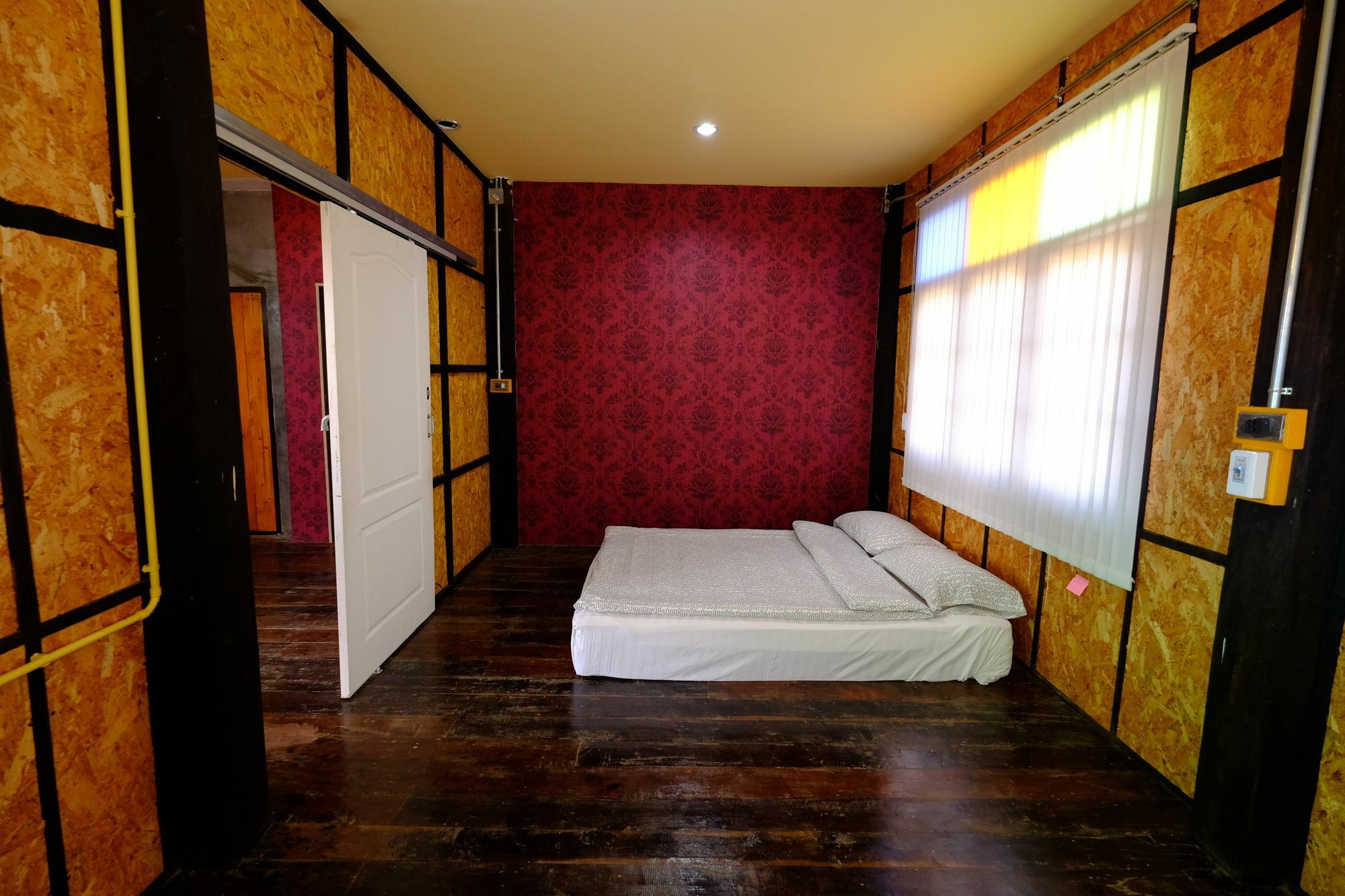 Baantung Homestay Мукдахан Екстериор снимка